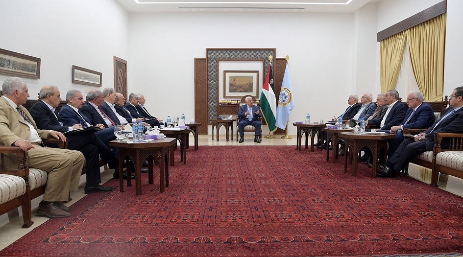 عباس يترأس اجتماعا لوقف العمل بالاتفاقيات مع كيان الاحتلال