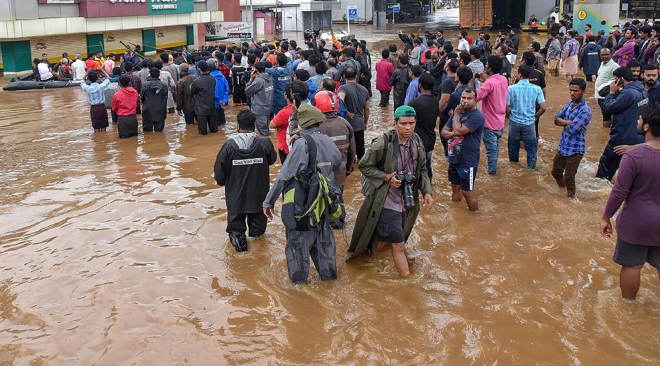 الهند... نزوح 22 ألف شخص جراء الفيضانات + صور