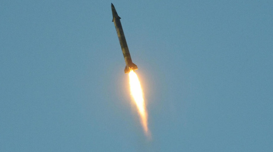  القوة الصاروخية اليمنية تستهدف بصاروخ باليستي غرفة عمليات العدو في جيزان