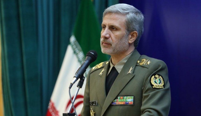 وزير الدفاع: صناعات ايران الدفاعية تتولى تقديم الدعم لدبلوماسيتها