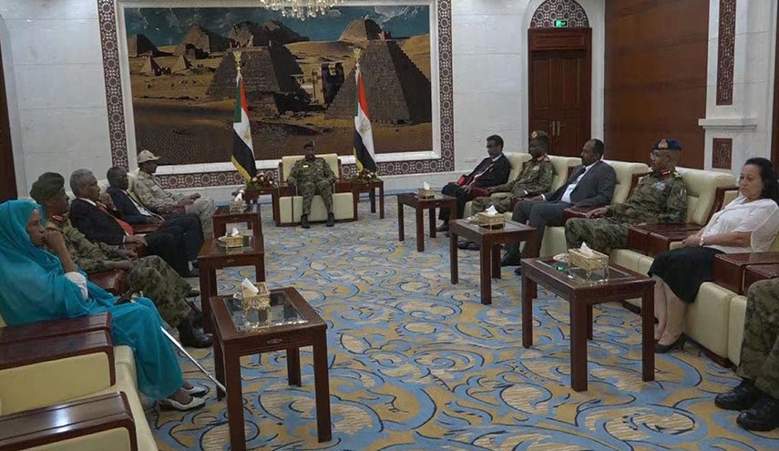 السلطات السودانية تضع يدها على أموال ضخمة ستعلن عنها قريبا