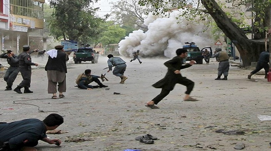 مقتل 3 عناصر أمن أفغان في اشتباكات مع طالبان