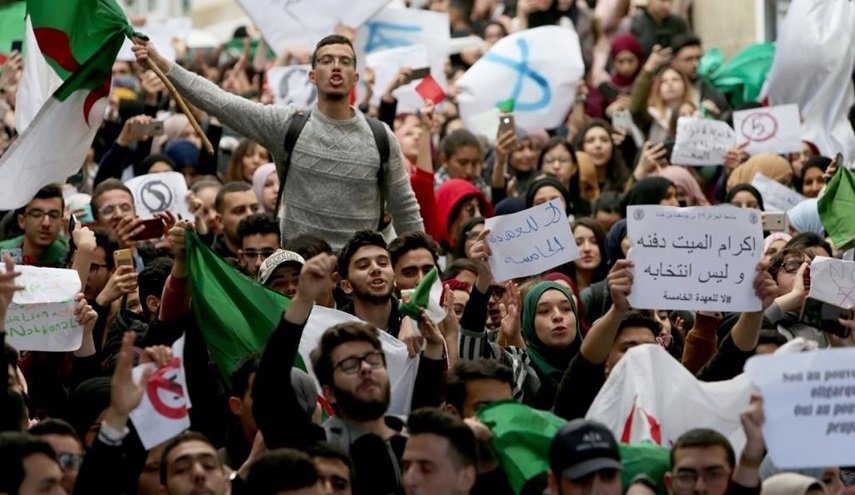 تواصل الحراك الشعبي في الجزائر للأسبوع الـ28