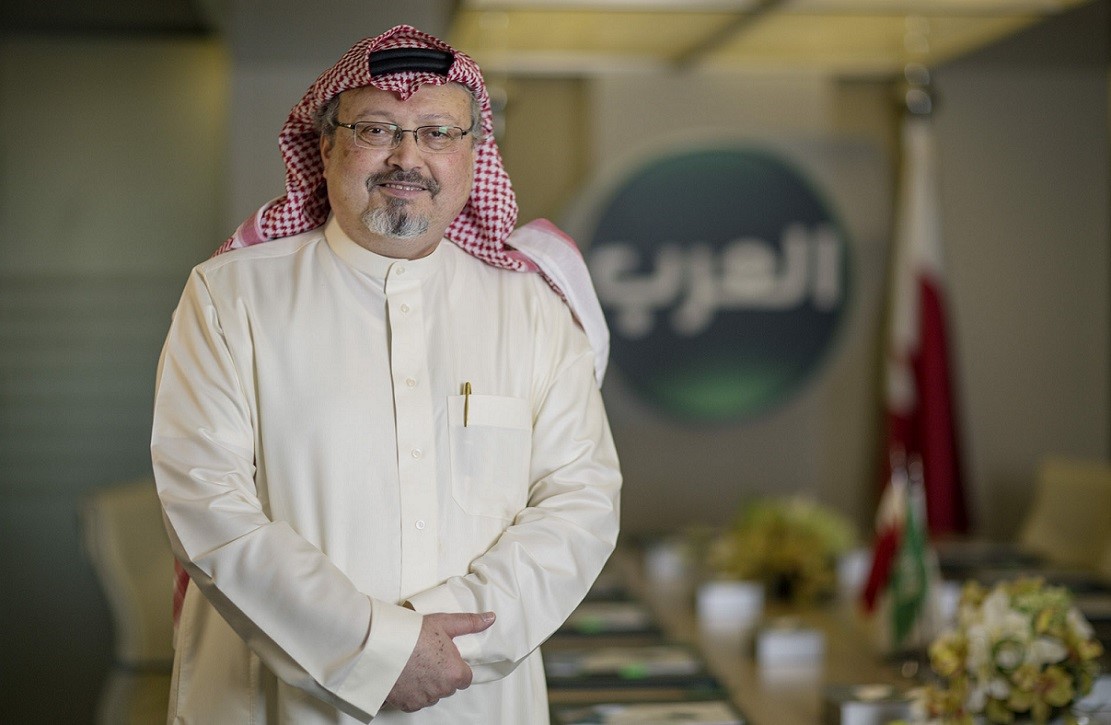 هل تستطيع مواقع التواصل الإجتماعي تحسين صورة السعودية؟ 