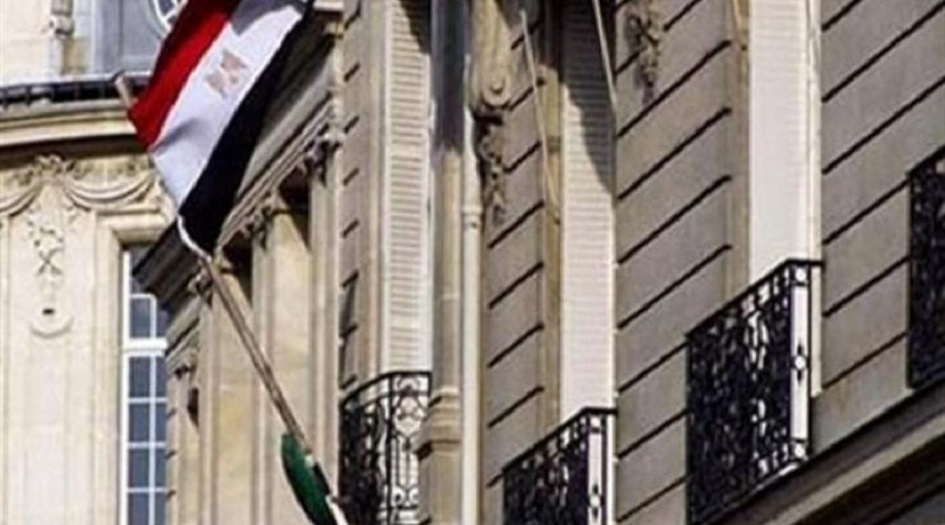 شاب يتعرض للخطف والتعذيب داخل القنصلية المصرية بالكويت
