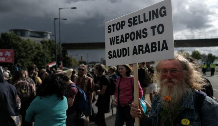  56 منظمة تدعو برلين لوقف صادرات الأسلحة لتحالف العدوان السعودي