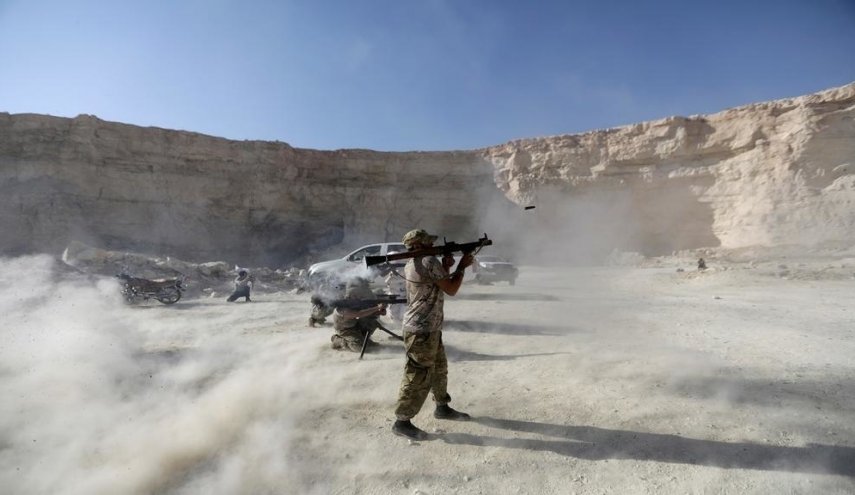 اشتباكات بين الجيش السوري وارهابيي داعش بالرقة