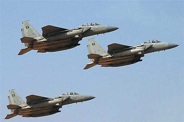 بمباران گسترده استان «حجه» یمن توسط جنگنده‎‌های سعودی