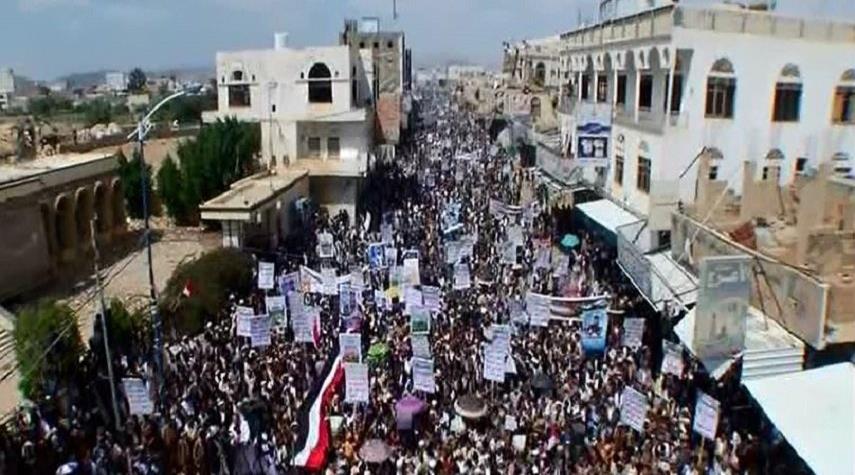 تظاهرات گسترده مردم یمن در تمجید از عملیات «نصر من الله»