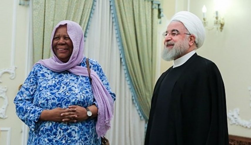 الرئيس روحاني: على ايران وجنوب افريقيا تكثيف دعم فلسطين واليمن