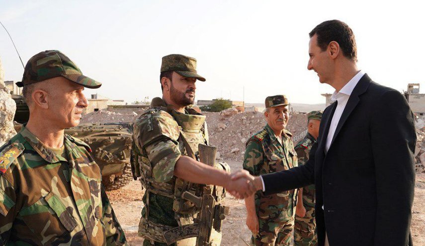 شاهد.. الرئيس الأسد والنمر على خط النار في إدلب