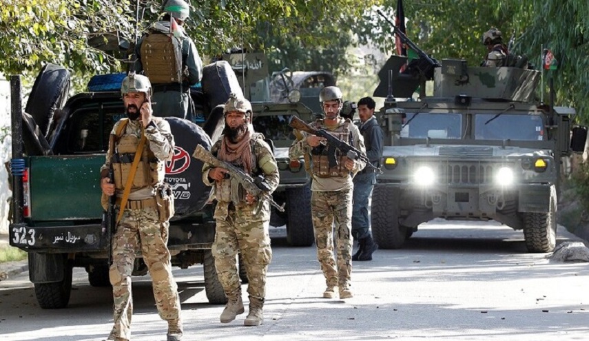 زعيم "داعشي" يسلم نفسه للسلطات الأفغانية