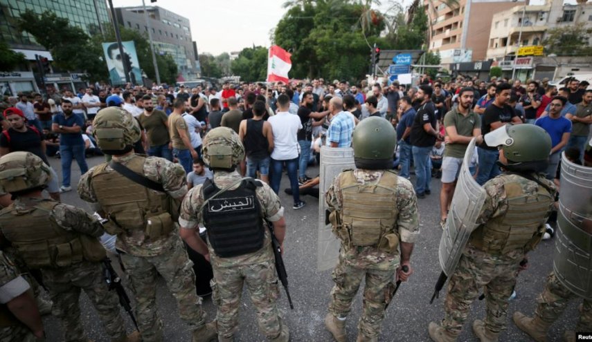 الجيش اللبناني يوجه رسالة الى المتظاهرين .. ماذا قال؟