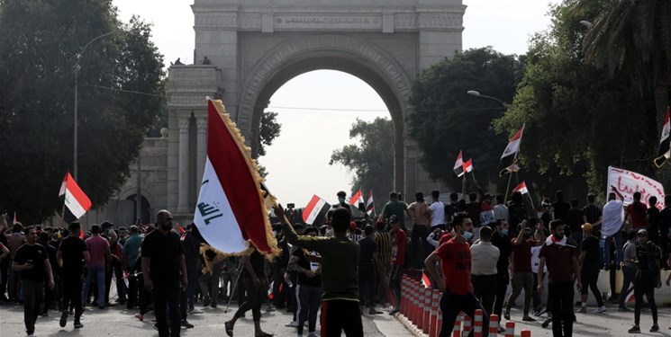 ادامه اعتراضات در 10 استان عراق؛ تأکید بر برخورد مسئولانه با معترضان