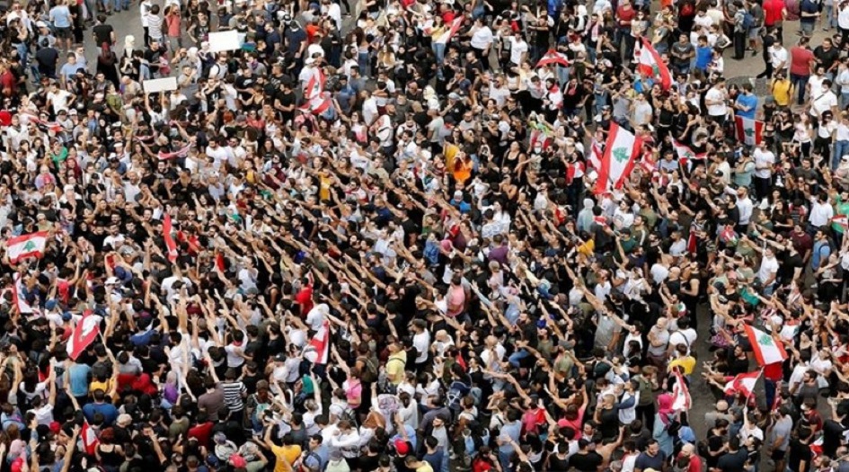 استمرار الاحتجاجات في لبنان والسيد نصر الله يحذر من مساع لجر البلاد الى حرب اهلية 