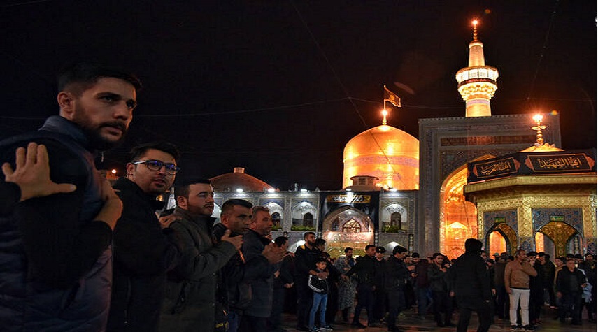 حال و هوای مشهد مقدس در شب رحلت پیامبر(ص) و شهادت امام حسن مجتبی(ع)+عکس