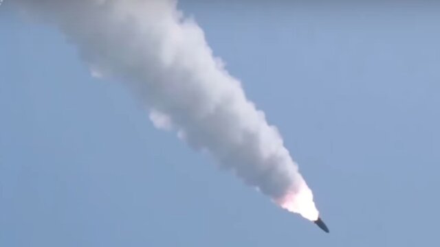 کره شمالی دو موشک جدید شلیک کرد