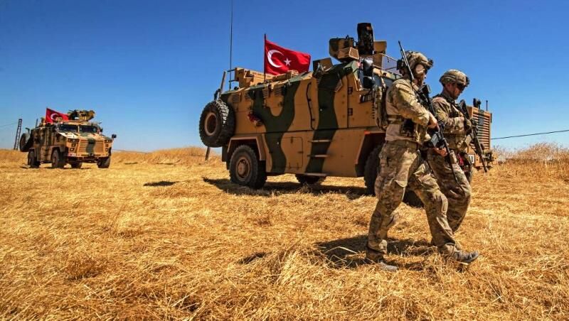 آغاز گشت زنی مشترک نیروهای ترکیه و روسیه در شمال سوریه