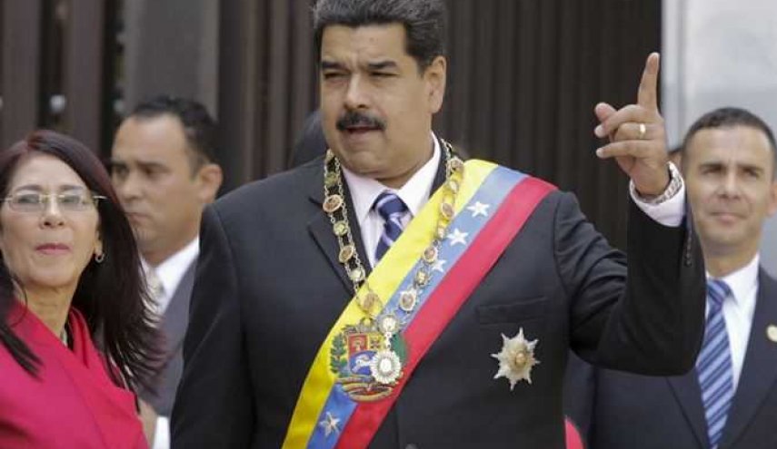فنزويلا ترد بالمثل وتطرد دبلوماسيي السلفادور