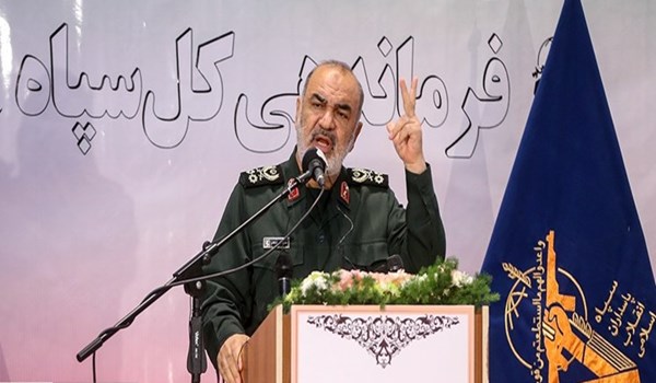 قائد حرس الثورة الاسلامية: لا تفاوض حول قدراتنا الدفاعية