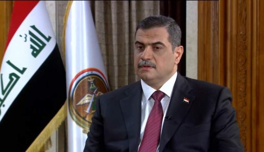 وزير الدفاع العراقي يكشف قاتل المتظاهرين