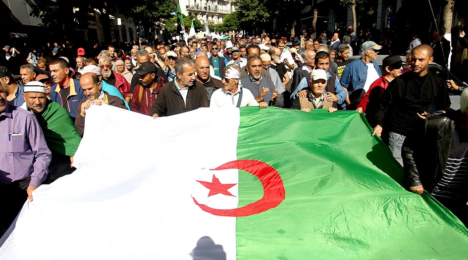 تجدد التظاهرات في الجزائر رفضا لتنظيم انتخابات رئاسية