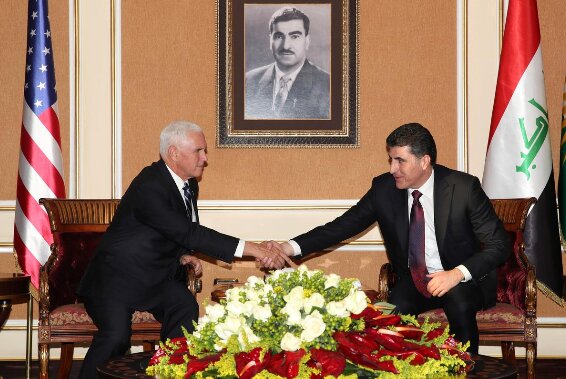 دیدار مایک پنس با رئیس منطقه کردستان عراق 