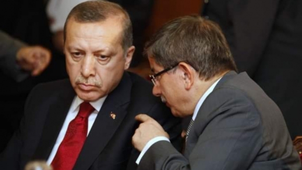 داوود أوغلو يتعهد بإنهاء نظام أردوغان "الرئاسي"