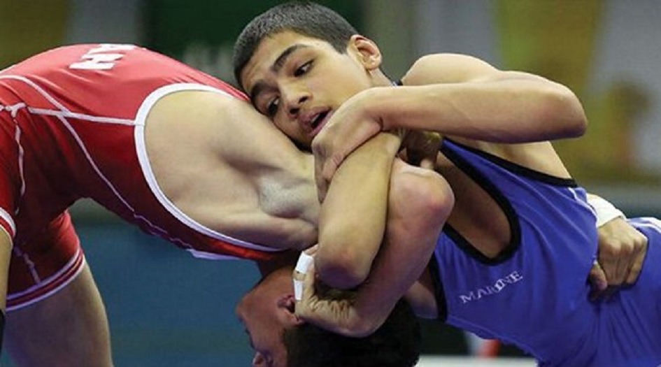 منتخب إيران للمصارعة الحرة لليافعين يحرز 7 ميداليات في مسابقات روسيا