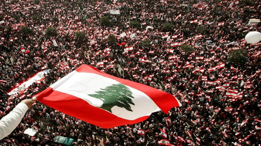 شاهد: صور الشهيد سليماني تنتشر في ساحات لبنان 