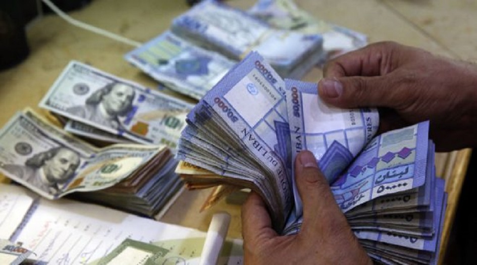 الدولار يسجل رقما قياسيا جديدا أمام الليرة اللبنانية