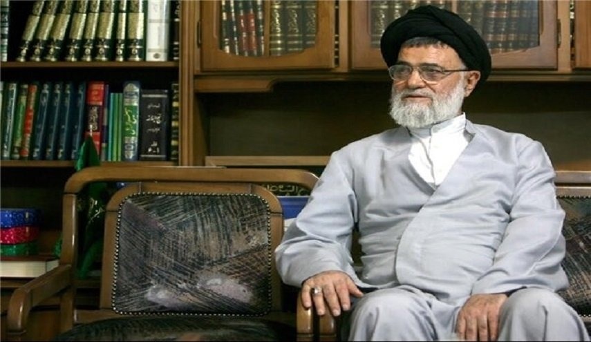 الرئيس روحاني يعزي بوفاة آية الله رسولي محلاتي
