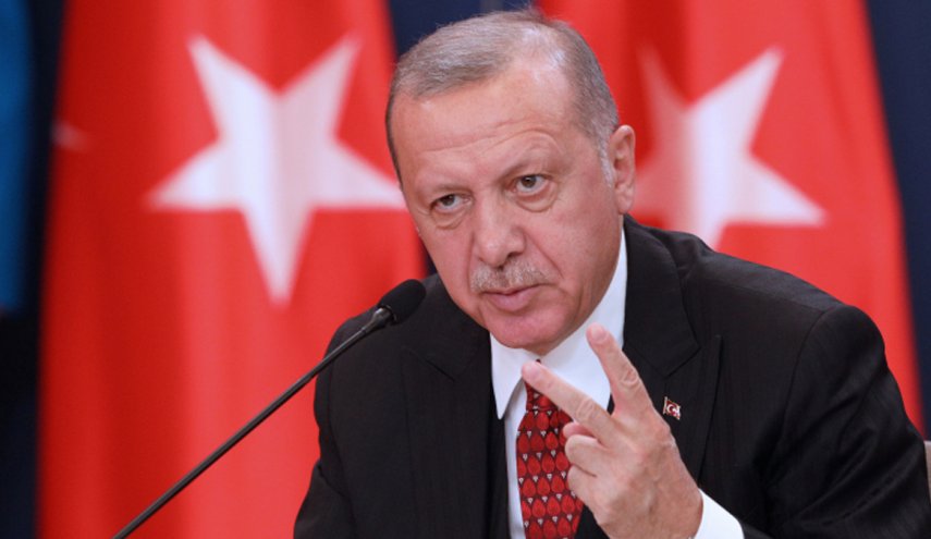 أردوغان يتوعد بـ"الرد بكل حزم سواء من البر أو الجو" في ادلب