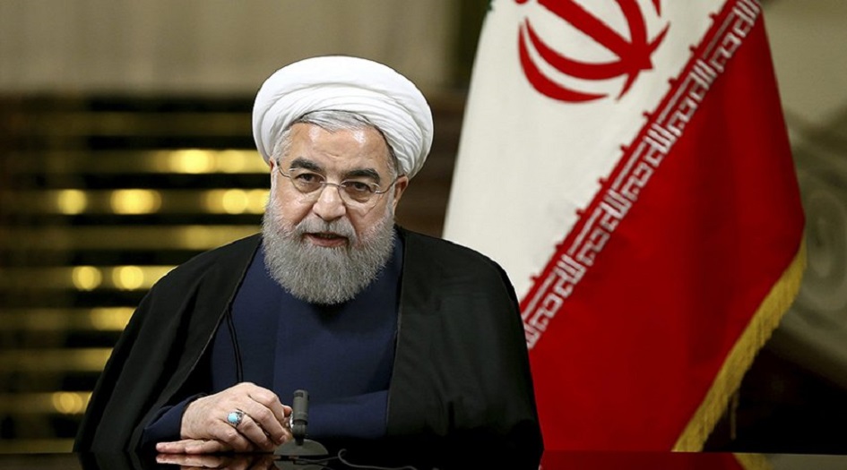 الرئيس روحاني: صمود ووحدة الشعب الايراني هو السبب وراء فشل امريكا