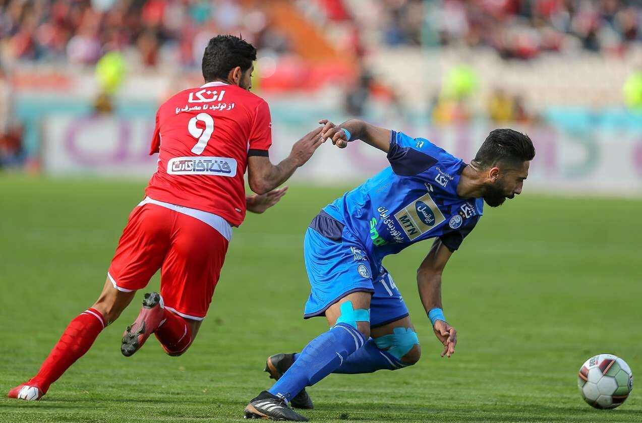 لیگ برتر فوتبال؛ تا پایان نیمه نخست : پرسپولیس ۱ - ۱ استقلال