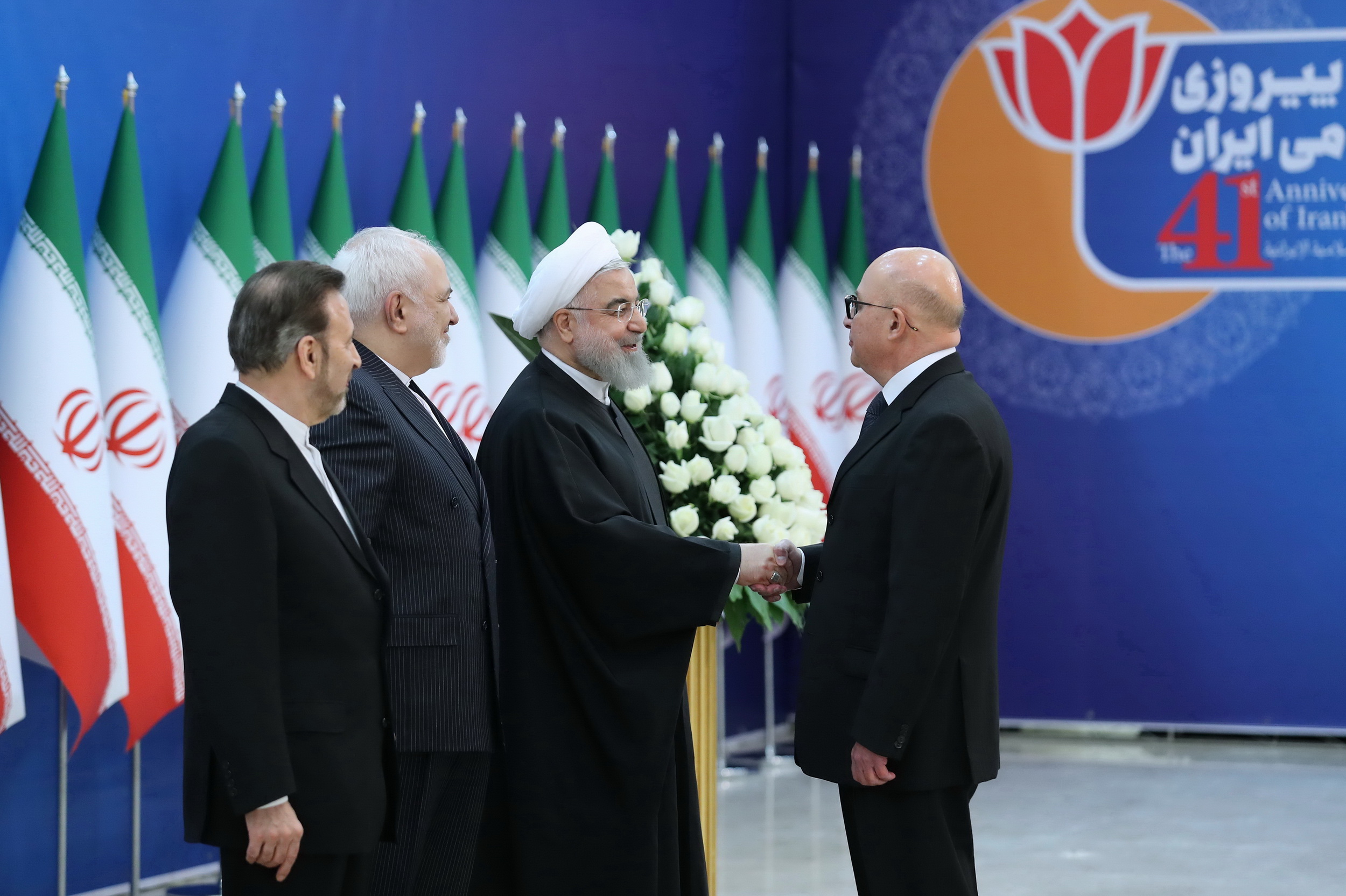 مراسم سالگرد پیروزی انقلاب اسلامی با حضور رئیس جمهور و سفرای خارجی در تهران  