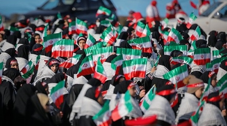 شاهد بالصور: مسيرات الذكرى السنوية الـ41 لانتصار الثورة الاسلامية في ايران