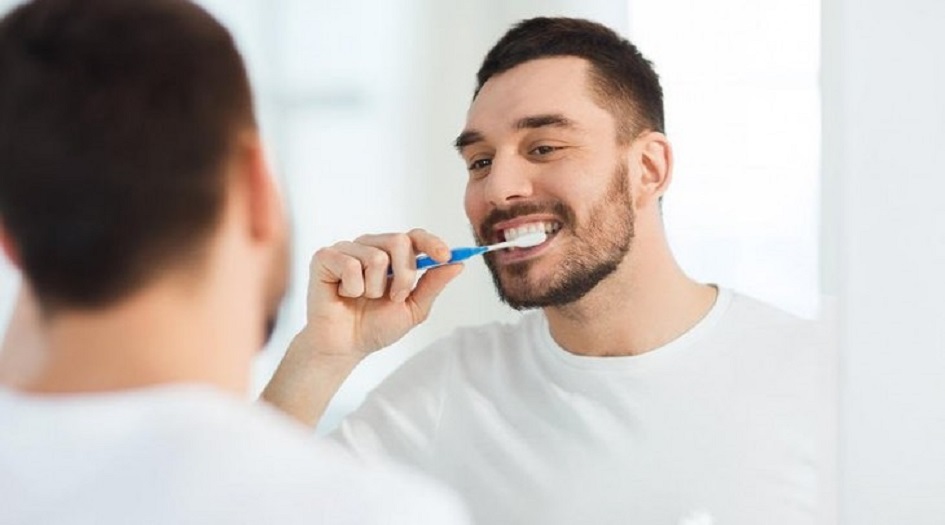 هل يساهم تنظيف الاسنان في تقليل الوزن؟
