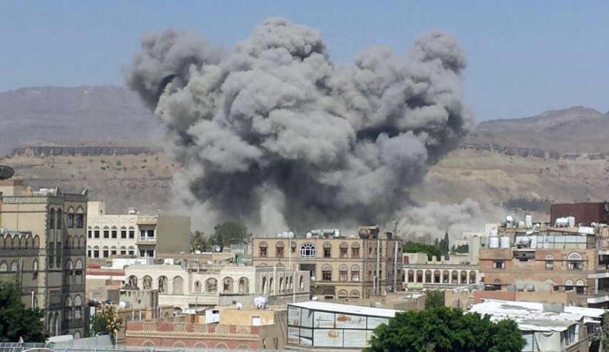استشهاد اب و اصابة ابنته في 15 غارة جوية على اليمن