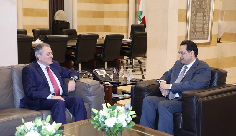 دیدار سفیر سوریه با نخست‌وزیر لبنان