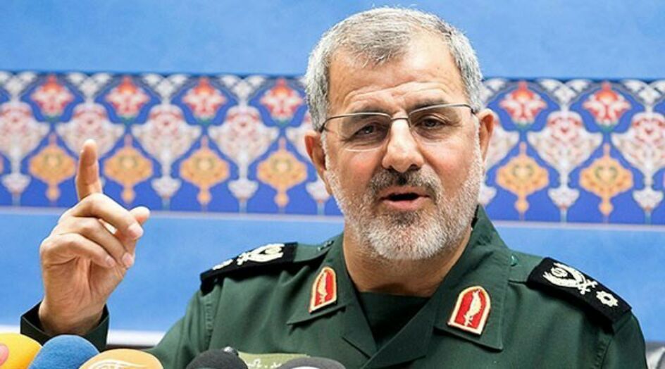 قائد القوة البرية للحرس الثوري يعلن الاستعداد لتنمية جزيرة هرمز
