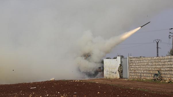مخالفان سوری از کشته شدن 16 نظامی سوری در حملات ترکیه خبردادند