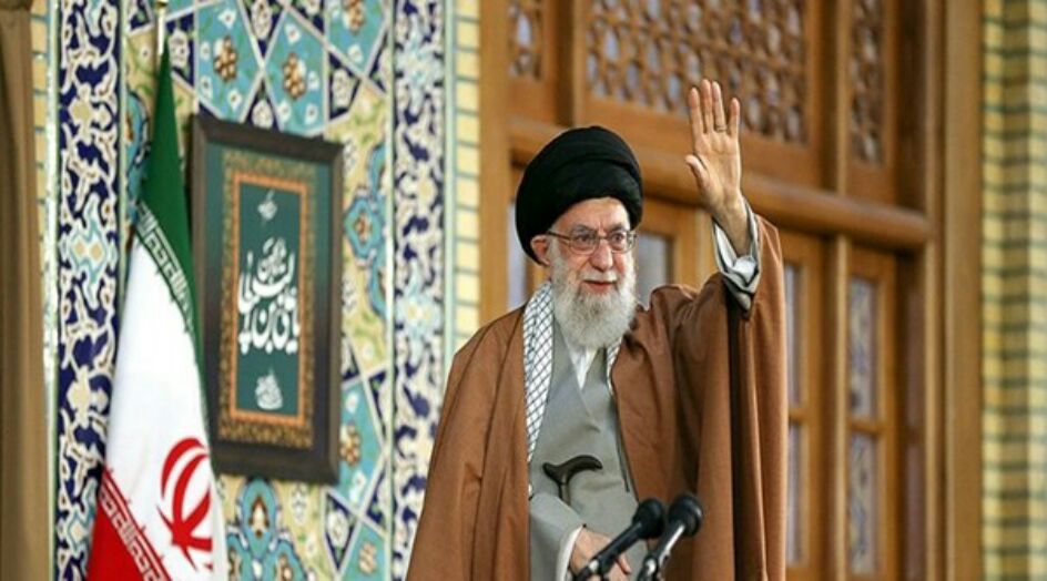 قائد الثورة الاسلامية لن يلقي هذه السنة خطابا في مرقد الامام الرضا عليه السلام