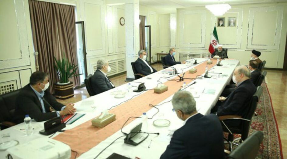 رؤساء السلطات الثلاث في ايران يجتمعون برؤساء لجان هيأة مكافحة كورونا