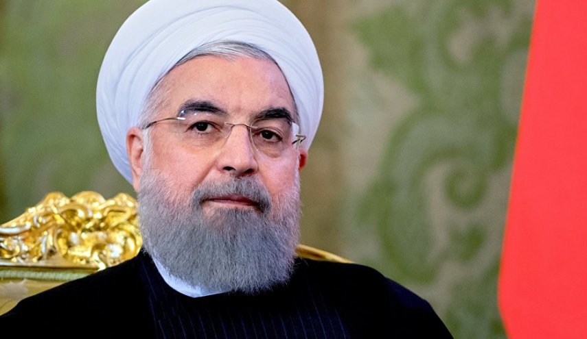 الرئيس روحاني يقدر جهود القوات المسلحة في مواجهة كورونا