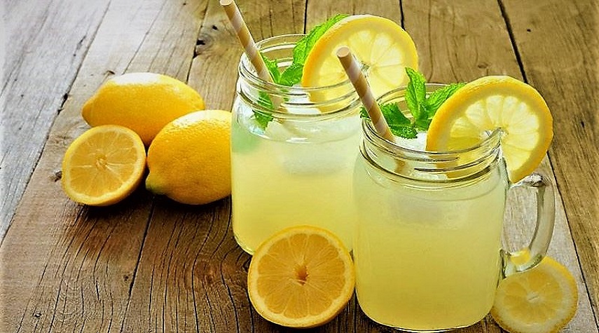 ۱۰ مزیت نوشیدن آب لیمو هر روز صبح 