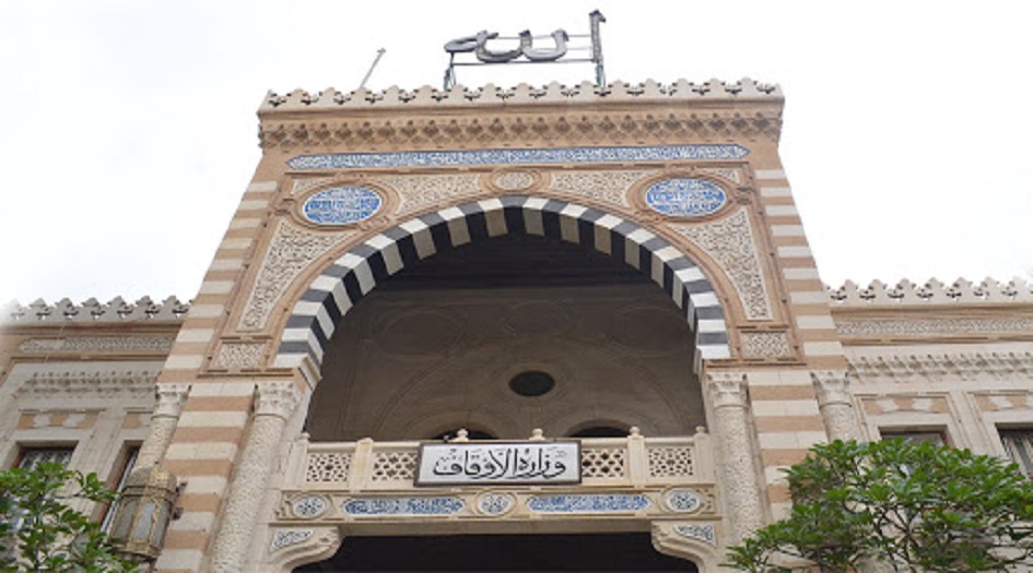 وزير الأوقاف المصري يؤكد إنهاء خدمة كل من يخالف تعليمات غلق المساجد
