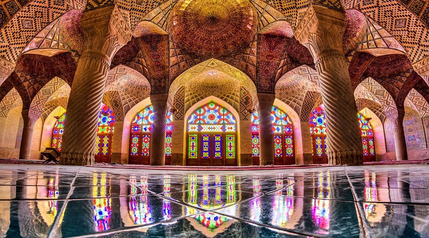 مسجد نصیرالملک شیراز، مسجدی از جنس نور و رنگ +عکس