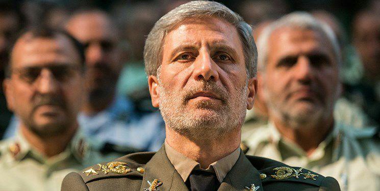 وزیر دفاع : در صورت مزاحمت برای نفتکش های ایرانی پاسخ قاطع می دهیم