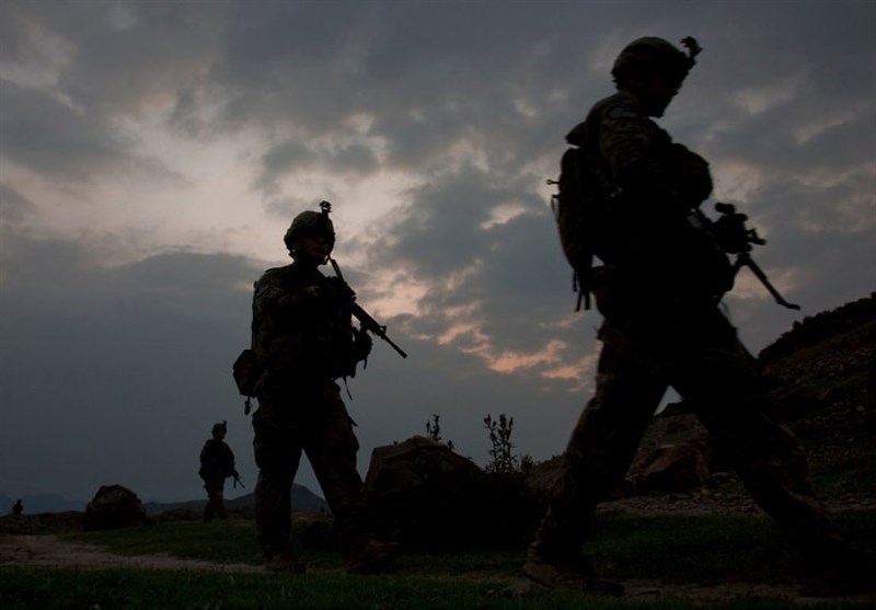 ادامه تحرکات نظامی مشکوک آمریکا در منطقه؛ انتقال تجهیزات لجستیکی از عراق به سوریه